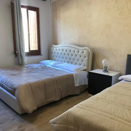 Civico 14 아파트 *